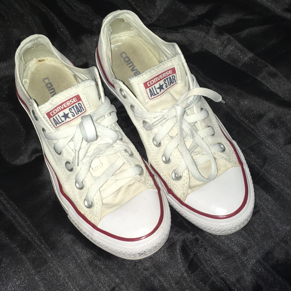 White converse shoes